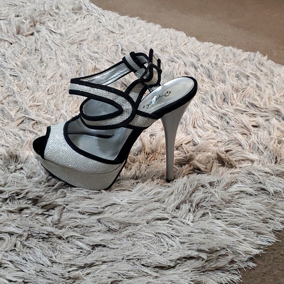 Qupid black and silver shoes - Picture 5 of 5